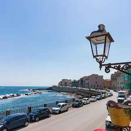 Blue Levante Vista Mare Con Terrazza Daire *