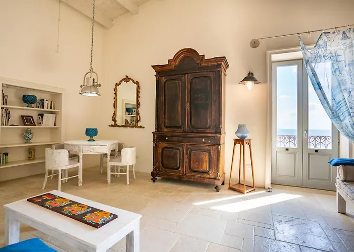 Blue Levante Vista Mare Con Terrazza Апартаменты *